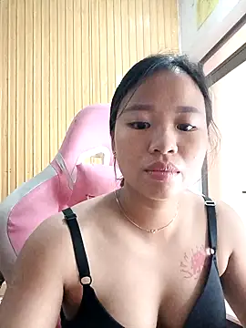 Snapshot of Na_na90 chatting on September 20, 2025, 12:11 am Na na90 online show from September 20, 2025, 12:11 am