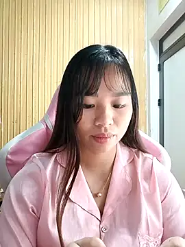 Snapshot of Na_na90 chatting on October 23, 2025, 12:43 am Na na90 online show from October 23, 2025, 12:43 am