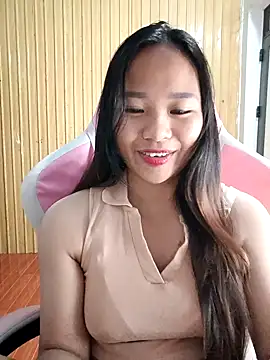 Snapshot of Na_na90 chatting on May 12, 2026, 1:03 am Na na90 online show from May 12, 2026, 1:03 am