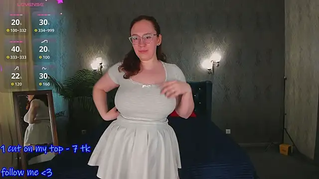Snapshot of ellie_coy_ chatting on May 21, 2026, 1:40 pm ellie coy online show from May 21, 2026, 1:40 pm