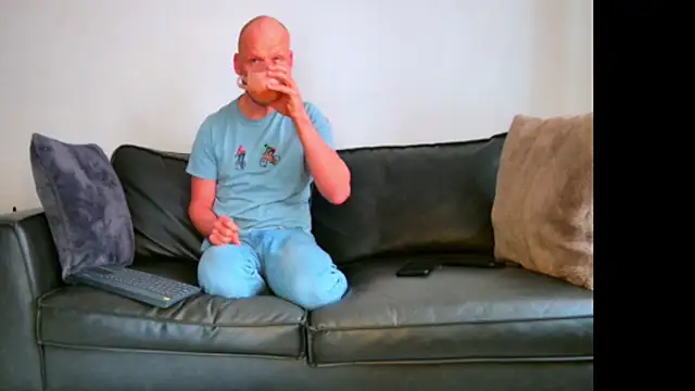 Snapshot of BRIANSILK77 chatting on October 2, 2025, 8:21 am BRIANSILK77 online show from October 2, 2025, 8:21 am