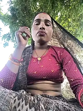 Snapshot of Hot_raaani chatting on September 9, 2025, 5:18 am Hot raaani online show from September 9, 2025, 5:18 am