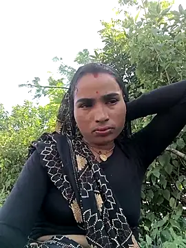 Snapshot of Hot_raaani chatting on September 24, 2025, 9:01 am Hot raaani online show from September 24, 2025, 9:01 am