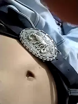 Snapshot of Ferdp chatting on October 12, 2025, 5:28 am Ferdp online show from October 12, 2025, 5:28 am