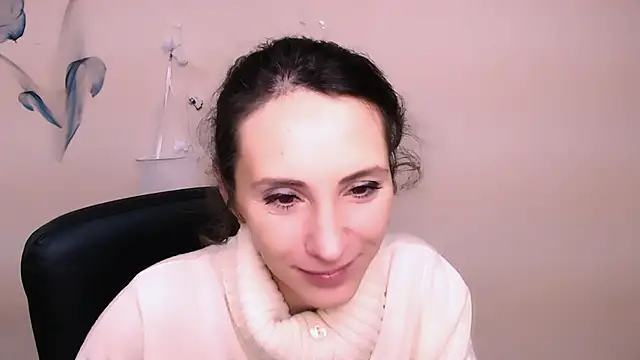 Snapshot of AlissaJersi chatting on October 28, 2025, 8:40 am AlissaJersi online show from October 28, 2025, 8:40 am