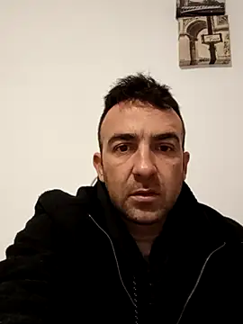 Snapshot of PopaOctavian chatting on October 4, 2025, 7:12 pm PopaOctavian online show from October 4, 2025, 7:12 pm