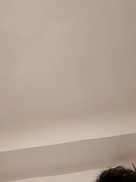 Snapshot of PopaOctavian chatting on October 10, 2025, 9:25 pm PopaOctavian online show from October 10, 2025, 9:25 pm