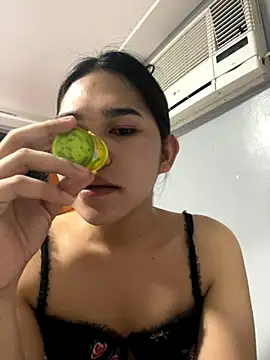 AlianaBlair online show from November 9, 2025, 1:53 pm