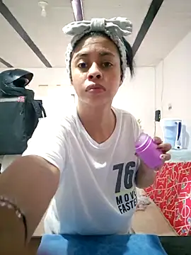 Snapshot of daliataleboficiall chatting on October 14, 2025, 5:14 pm daliataleboficiall online show from October 14, 2025, 5:14 pm