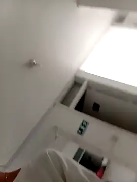 keytinthomson  online show from March 7, 2026, 4:48 pm