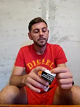 Snapshot of Alex-andru88 chatting on October 19, 2025, 8:15 am Alex-andru88 online show from October 19, 2025, 8:15 am