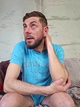 Snapshot of Alex-andru88 chatting on February 20, 2026, 11:22 am Alex-andru88 online show from February 20, 2026, 11:22 am