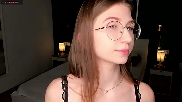 EditaBand online show from November 6, 2025, 7:48 pm