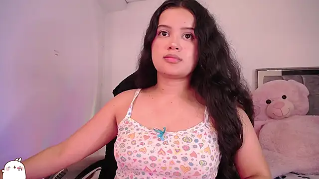 danei   online show from November 7, 2025, 10:32 pm