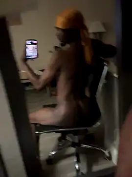 Snapshot of Dolla-Billlz chatting on October 2, 2025, 11:17 am Dolla-Billlz online show from October 2, 2025, 11:17 am