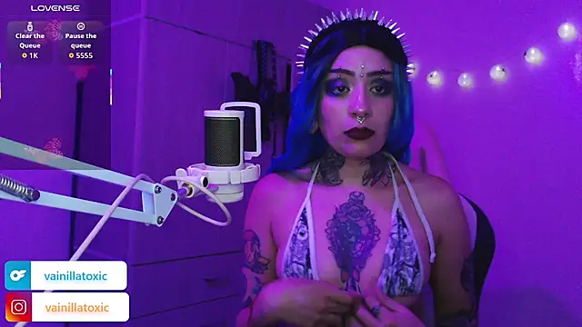 vainilla doll online show from January 16, 2026, 11:20 pm