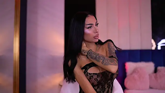 KimNatty online show from December 16, 2025, 2:22 pm