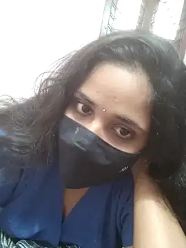 Snapshot of 00USER chatting on September 23, 2025, 3:31 am 00USER online show from September 23, 2025, 3:31 am