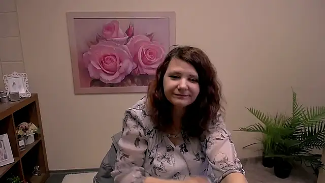 TwoBigSuns online show from April 14, 2026, 7:58 am