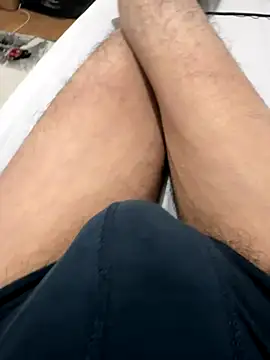 Levinhurst online show from December 16, 2025, 10:37 pm