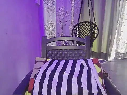 Naina 007 online show from November 28, 2025, 7:00 am