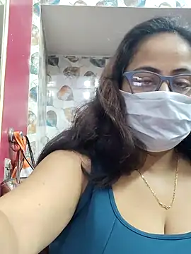 nisha 1110 online show from December 1, 2025, 1:38 pm