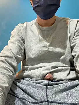 Snapshot of Rmangotw chatting on March 4, 2026, 3:29 pm Rmangotw online show from March 4, 2026, 3:29 pm