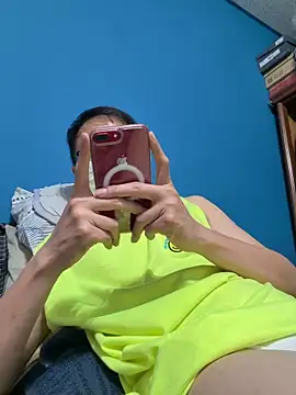 Snapshot of Rmangotw chatting on March 26, 2026, 4:12 pm Rmangotw online show from March 26, 2026, 4:12 pm