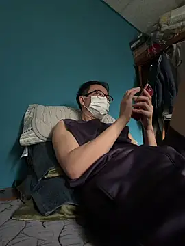 Snapshot of Rmangotw chatting on March 30, 2026, 11:17 pm Rmangotw online show from March 30, 2026, 11:17 pm