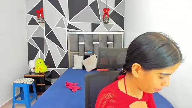 valeria-duarte online show from March 31, 2026, 1:00 pm