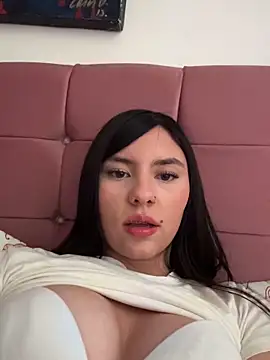 Katie rawwww online show from March 1, 2026, 8:44 pm