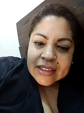 Snapshot of Karla_hilton1 chatting on October 24, 2025, 12:41 am Karla hilton1 online show from October 24, 2025, 12:41 am