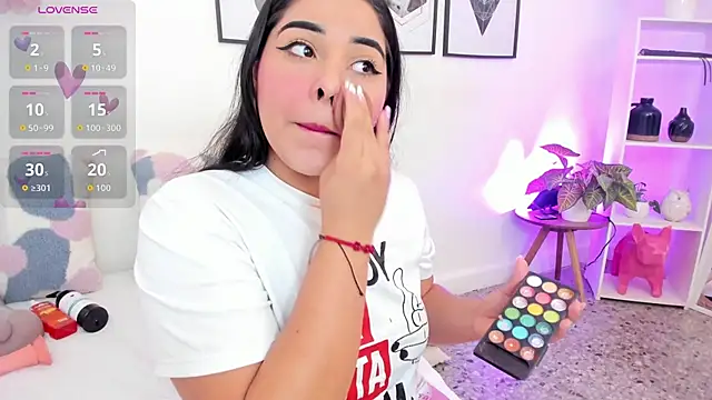 yunna7 online show from October 9, 2025, 11:30 am