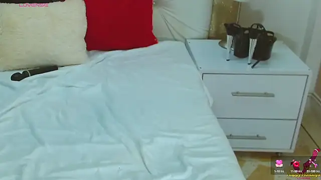 WildScarlet online show from January 31, 2025, 3:33 pm