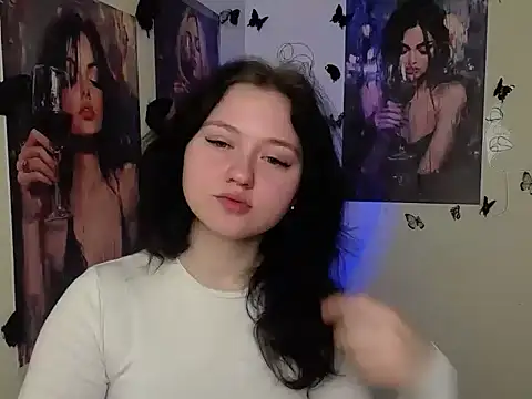 LadyAlice  online show from March 11, 2026, 7:03 am