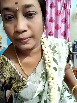 Snapshot of lolida69thamil chatting on April 7, 2026, 4:35 am lolida69thamil online show from April 7, 2026, 4:35 am