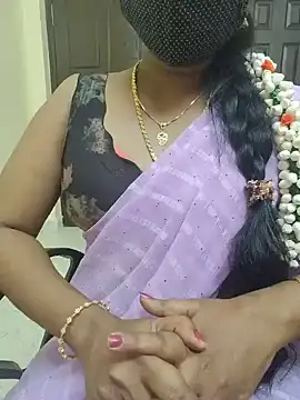 Snapshot of lolida69thamil chatting on June 5, 2026, 2:56 pm lolida69thamil online show from June 5, 2026, 2:56 pm
