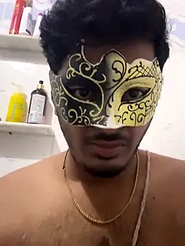 VVcouple online show from November 10, 2025, 9:36 pm