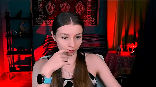 Snapshot of JulieDaniel chatting on December 5, 2025, 4:21 am JulieDaniel online show from December 5, 2025, 4:21 am