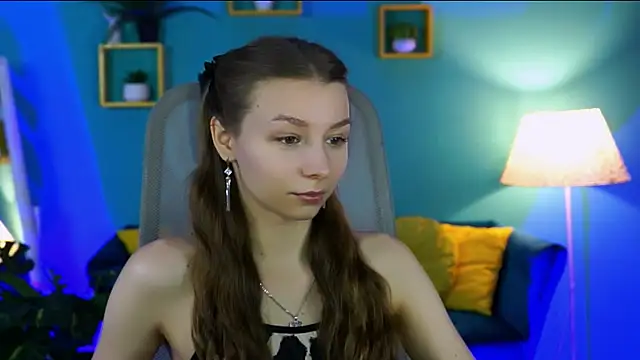 Snapshot of JulieDaniel chatting on February 12, 2026, 4:18 am JulieDaniel online show from February 12, 2026, 4:18 am