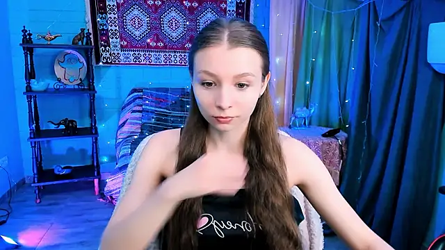 Snapshot of JulieDaniel chatting on March 23, 2026, 8:07 am JulieDaniel online show from March 23, 2026, 8:07 am