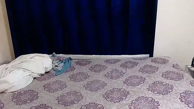 Snapshot of SexyChantyBabe25 chatting on October 25, 2025, 10:56 am SexyChantyBabe25 online show from October 25, 2025, 10:56 am