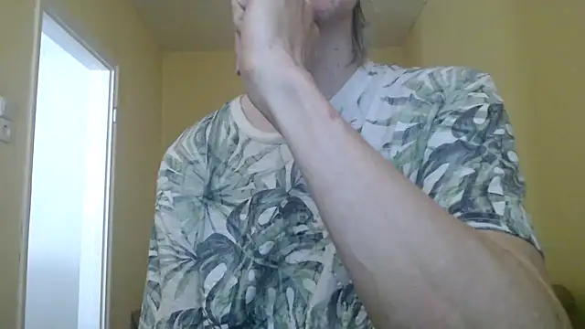 k74robert online show from November 12, 2025, 9:21 am