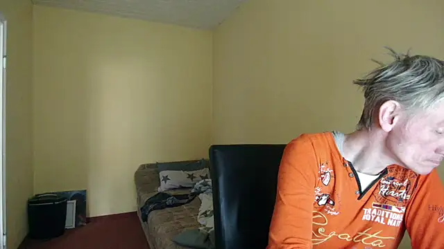 k74robert online show from February 21, 2026, 9:32 am