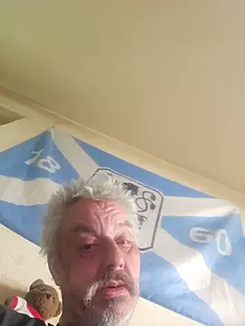 Snapshot of Fonse1860 chatting on May 28, 2026, 7:05 am Fonse1860 online show from May 28, 2026, 7:05 am