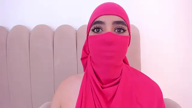 nayiraa  online show from February 23, 2026, 6:38 pm