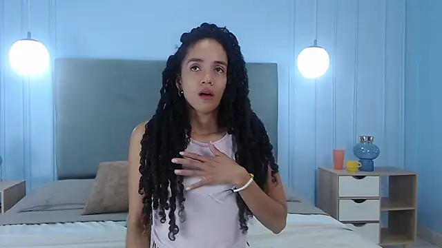 Snapshot of TerryGreenwood chatting on October 29, 2025, 12:51 pm TerryGreenwood online show from October 29, 2025, 12:51 pm