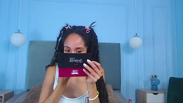 Snapshot of TerryGreenwood chatting on November 7, 2025, 1:00 pm TerryGreenwood online show from November 7, 2025, 1:00 pm