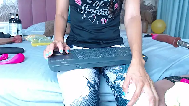 TerryGreenwood online show from April 10, 2026, 8:02 pm