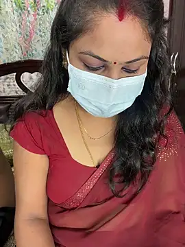 Lovlycouple1 online show from April 5, 2026, 5:10 pm